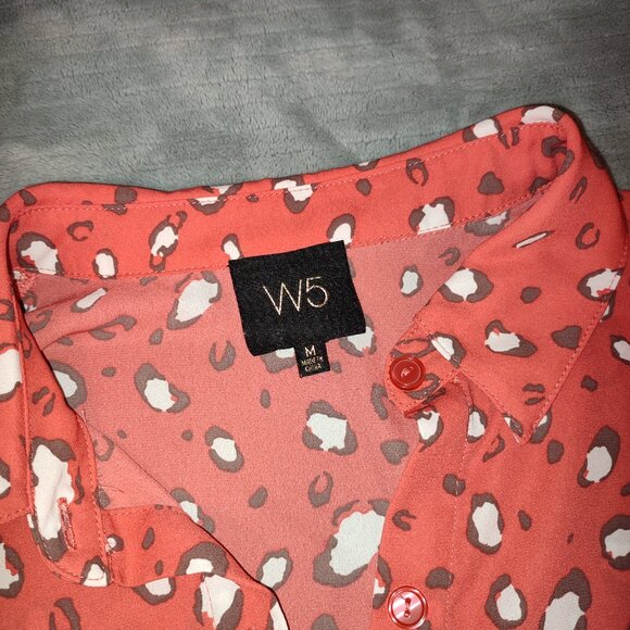 Red Brown Cheetah Print Blouse Top Shirt W5 Size M Flowy Material Elegant Comfy - Picture 2 of 6